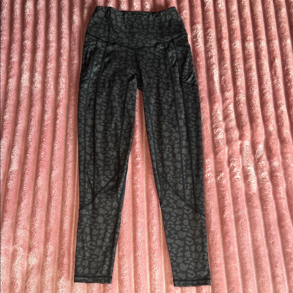 Til You Collapse Black Leopard Leggings